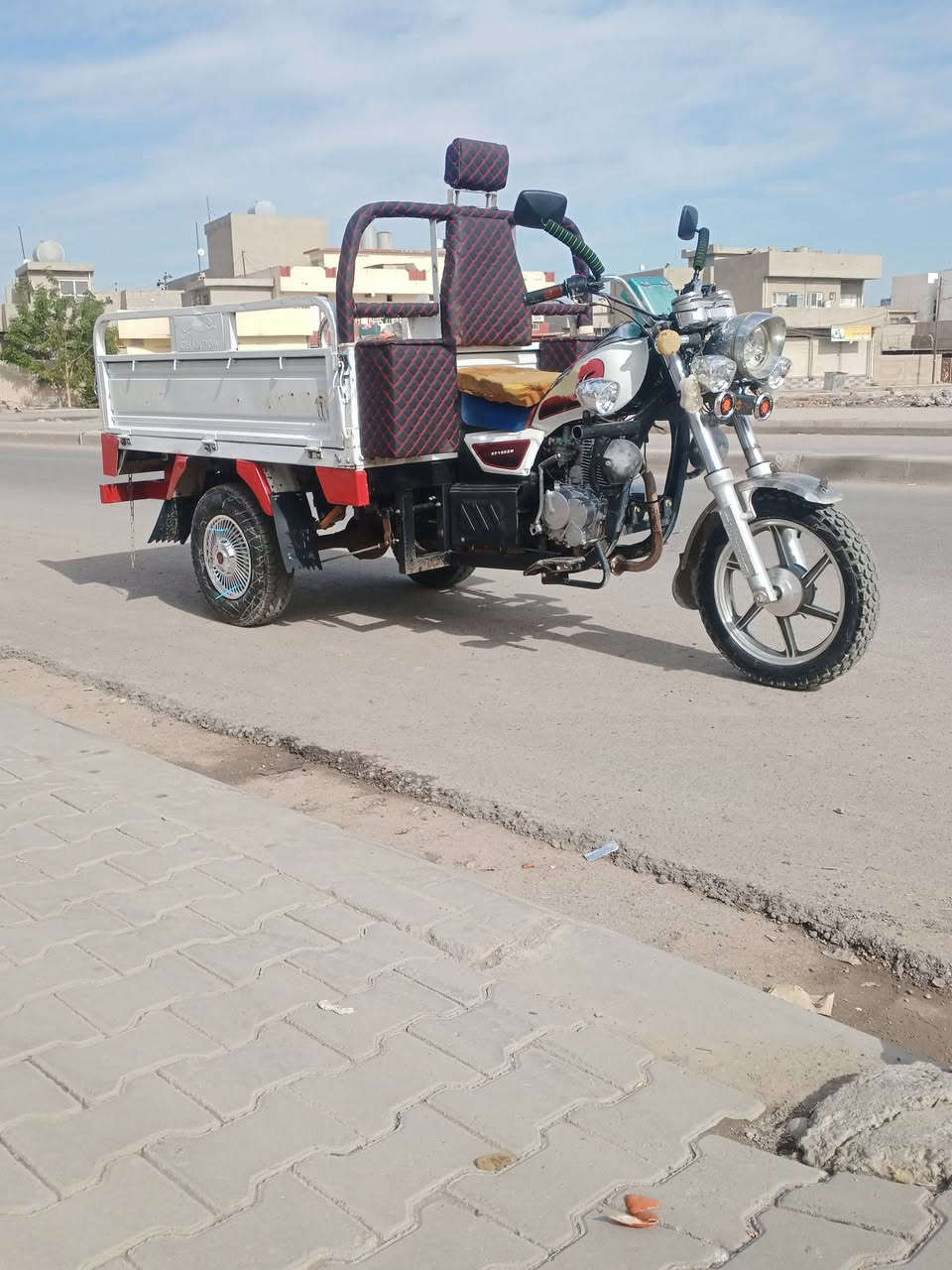 السلام وعليكم عندي ستوته البيع موديل 19محرك تايرات كهربائيّة كلهه بل ركبه شاصي بل شرط بليته منفيس كامل ستوته فول مفول ستوته على بلادي فحل عالي شاخوان ماطور دبلات ختم شرط ستوته على شركه المكان كركوك حي الحجاج السعر مليون 225بي مجال قليل حيل الشراي يخابر ***********
