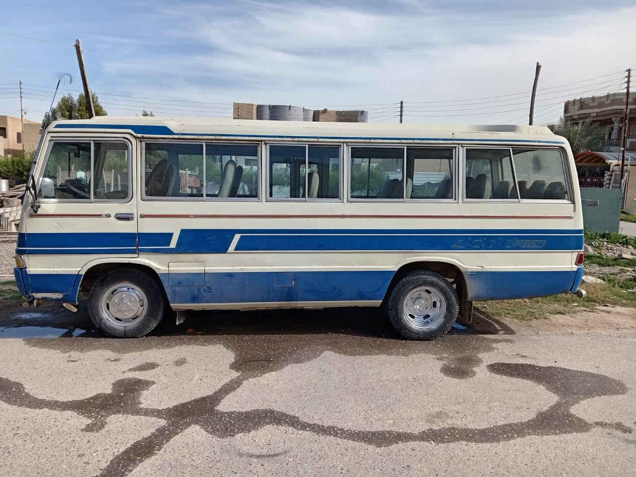 1981 نظافة خير من الله وسعر مناسب ورقم شمالي دولي اربيل حصة كاز كلشي جديد بيها سياره كاز محرك بلادي صريفاتة حلوة  سياره جاهزة للعمل  السعر ٧٠ ورقة ***********
