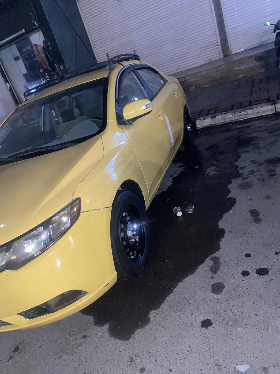 السلام عليكم سياره فورتي امريكي  للبيع موديل 2010 رقم جديد كربلاء محرك 2000 حادثه بلفخذه  
 السعر 78 متواجد وتساب 
***********
