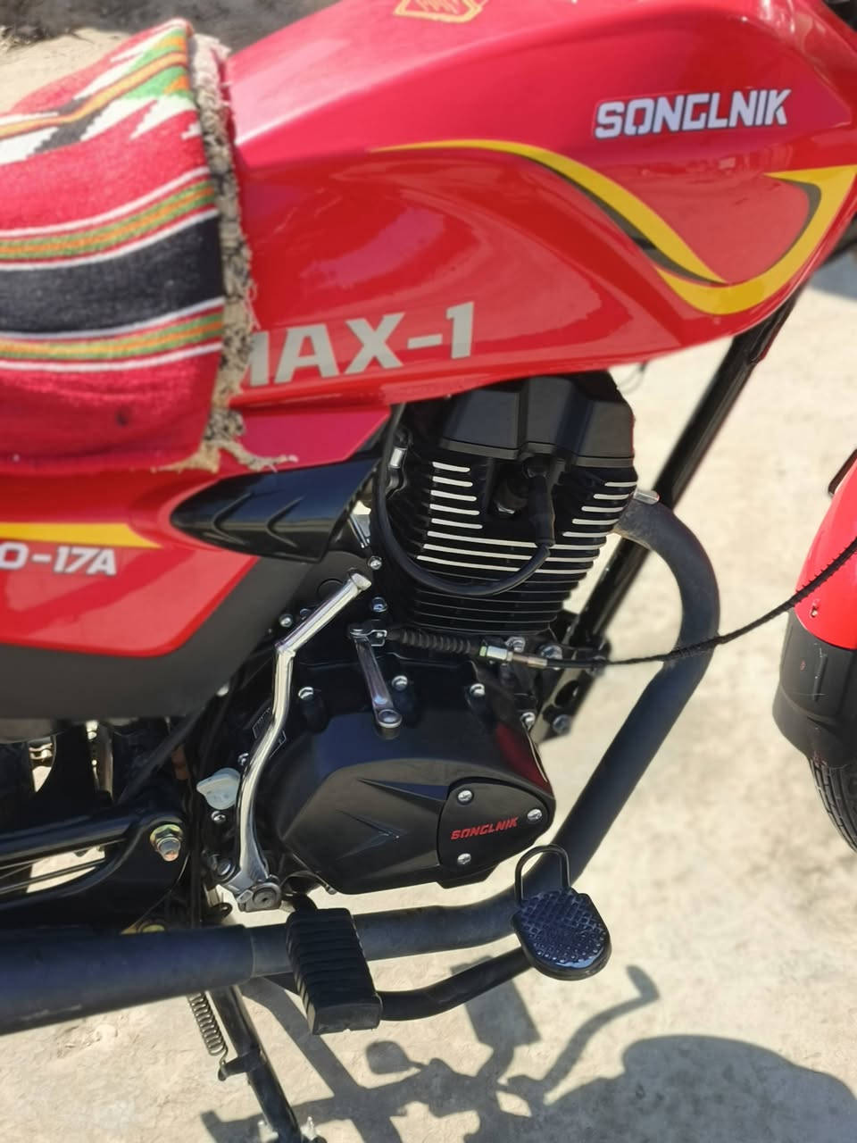 سلام عليكم ورحمة الله
شاينك موديل26كفاله عامه من كلشي
دراجه جديده صارلها شهر من طلعته
السعر850مكاني بابل المسيب سده الهنديه 
للستفسار ***********
