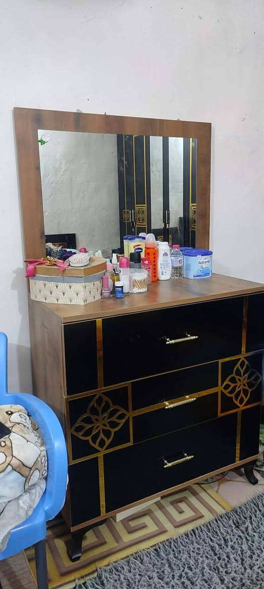 غرفة تركية ٦ قطع نظيفة كومديات و صومية تزكام خشب ثقيل بلوك السعر ٤٥٠ و بيها مجال قليل العنوان كربلاء الحسينية منطقة الجرية


**إذا كنت صاحب هذا الإعلان وتريد حذفه لأي سبب، رجاءا أرسل رسالة إلى الدعم الفني**