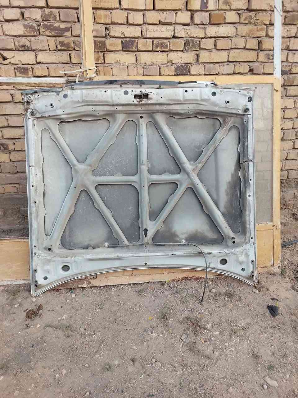 بنيد سيدان للبيع مكان ناصريه سوق الشيوخ سعر 60 
***********
