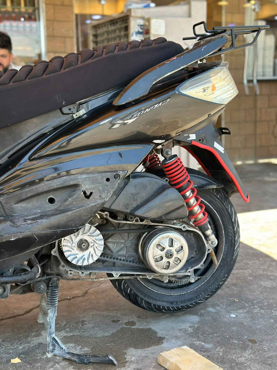 كفاله عامه
مابيها قطعه تجاري 

كفر نضافه 90/100

اكللجات  رياضي 

مكينه بلادي فول 

كهربائايات شغاله 

اشاير مو كلوب حواجب لد الامامي

سعرها 575 وبيها مجال 

عنواني بغداد

***********
