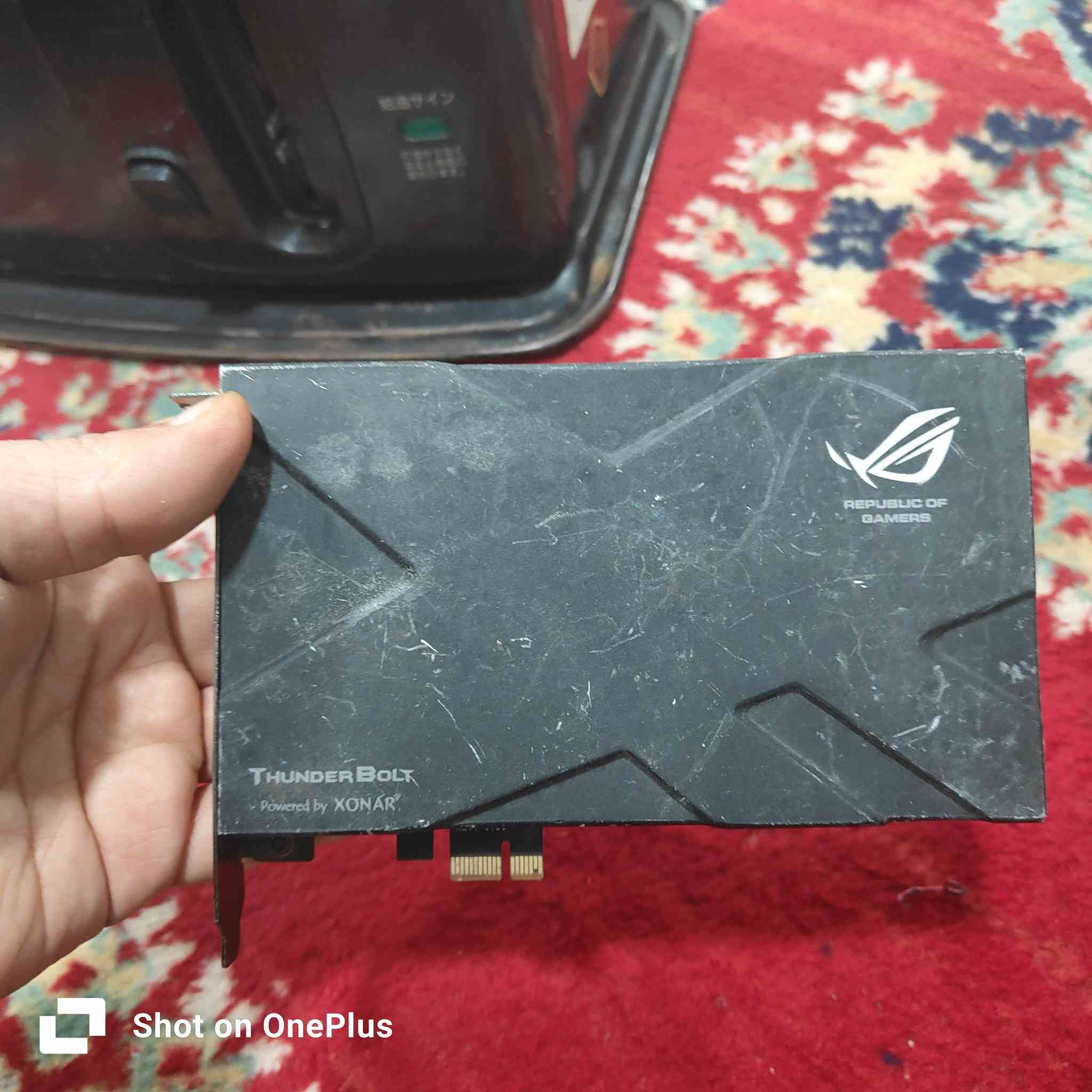 مكتوب عليه العاب
معرف شنو طلعلي مع الامزون
الي يخدمه يكتب سعر وياخذه


**إذا كنت صاحب هذا الإعلان وتريد حذفه لأي سبب، رجاءا أرسل رسالة إلى الدعم الفني**