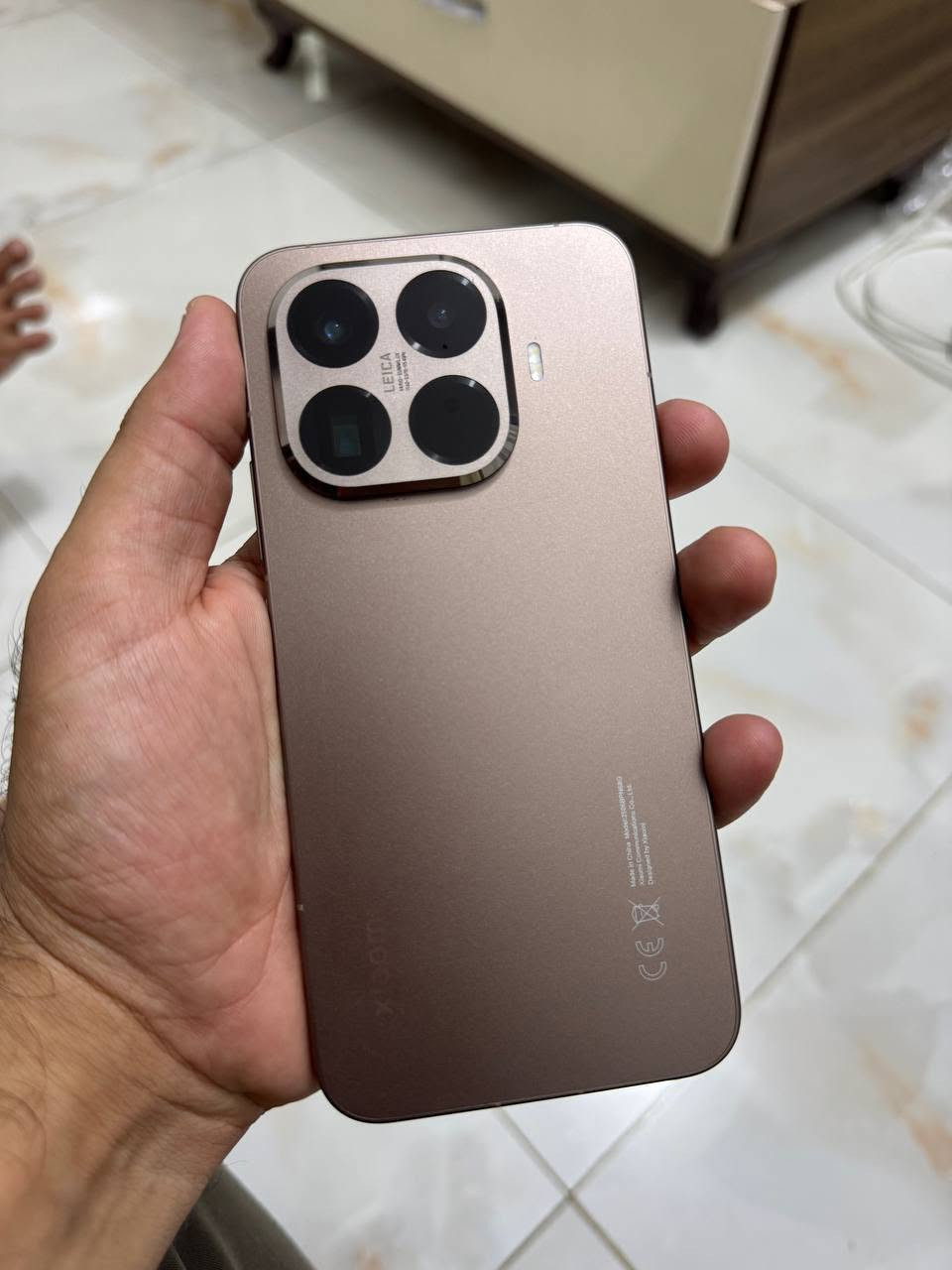 السلام عليكم
Xiaomi 15T Pro
شاومي 15 تي برو 
الون ذهبي موكا
الذاكره 1 تيرا واحد تيرا 
الذاكره العشوائيه (الرام) 12
نظافه الجهاز 100% جدا ممتاز 
الجهاز بعده بالظمان 
حاله البطاريه 97% 
جهاز اخو الجديد ظمان شكد متريد للبيع فقط السعر 800 وبي مجال قليل للاستفسار الاتصال ***********
