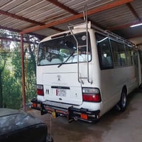 كوستر للبيع 14ناصي سياره جاهزه التصل وبيك خير وتدلل07832500702