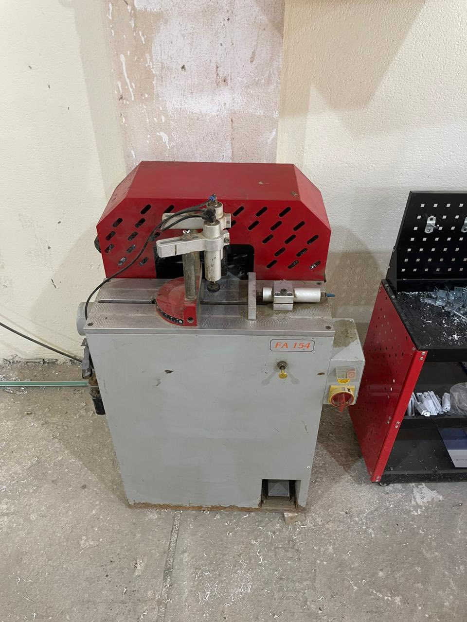 السلام عليكم
معمل p v c ٥مكائن 3فيز 
ع وضع الشركة ماملعوب بي شي 
كله شغال  وكاعد نشتغل بي  وخير من الله 
تجي تفحص بالمعمل 
السعر ٣١وبي مجال 
للستفسار 
***********
