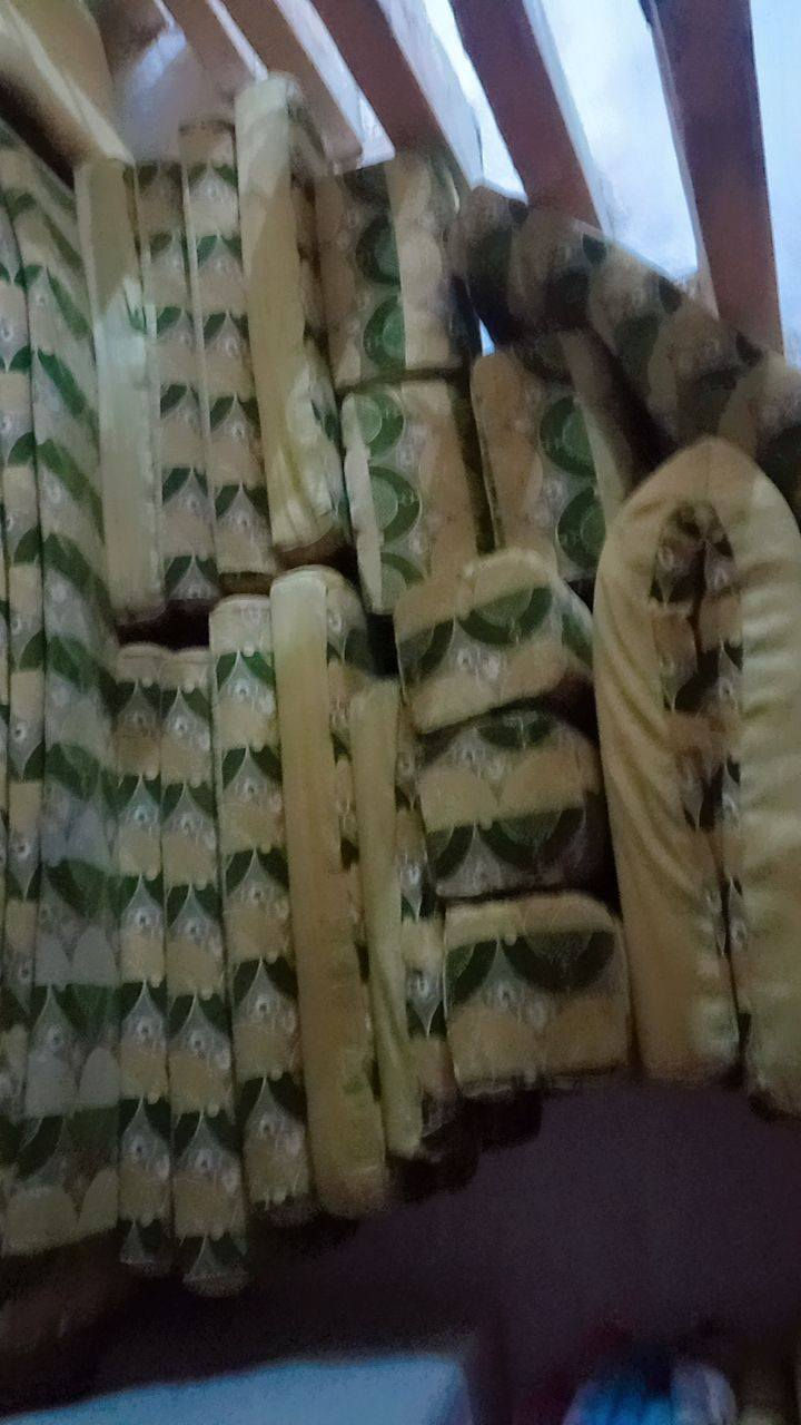 كعده عربيه مستعمله السعر ١٠٠وبيها مجال العنوان وردية خارج قرب العلوة


**إذا كنت صاحب هذا الإعلان وتريد حذفه لأي سبب، رجاءا أرسل رسالة إلى الدعم الفني**