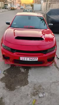 دوج جارجر موديل 16اصل حادث جاملغ وبنيد مكينه 5700 هيمي  السياره محدثه ...