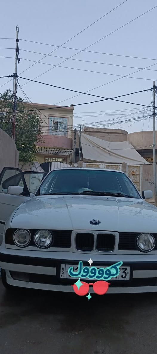 االسلام وعليكم ورحمة الله وبركاتة BMW للبيع كامل مواصفات رقم سليمانية هزة جديدة رقم الماني بدون صبغ فول سيارة مال جنيا قفل 65 رقم الهاتف ***********
