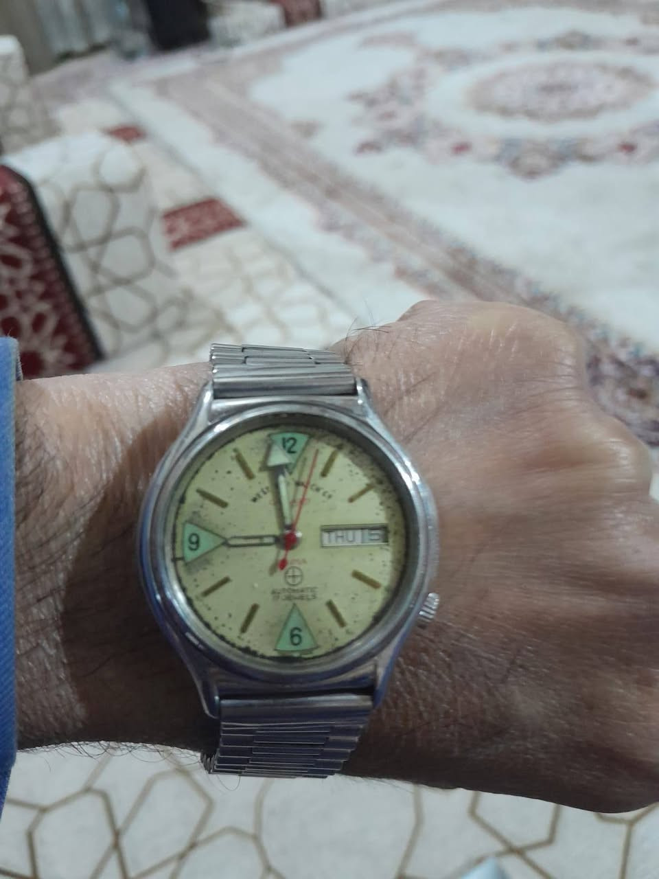 ساعه سويسري
للبيع اوتماتك 
اصلي 
المهتم خاص


**إذا كنت صاحب هذا الإعلان وتريد حذفه لأي سبب، رجاءا أرسل رسالة إلى الدعم الفني**