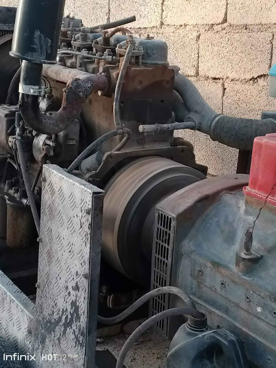 مولدات واحد محرك عنتر ارس توليد خميسن كيفي وثاني محرك كيه راس توليد 37كيفي سعر المولد لكيه 13ورقه وبي مجال ولمحرك مال عنتر 15ورقه وبي مجال بصيط المكان تاجي طارميه *********** ***********
