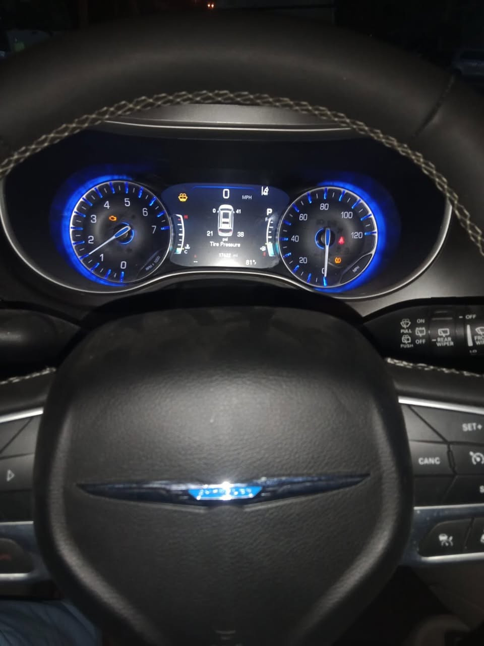 �� للبيع – كرايسلر باسيفيكا2024 🚗
رقم اربيل أجره 

🔹 اللون: أبيض

🔹الممشى: 17 ألف 

🔹 المحرك: 3600 سي سي

🔹 حادث جاملغ وباب 

🔹 الموقع: بغداد / الأعظمية

✨ المواصفات:

رقم اجره أربيل السياره دخول حالين ب أربيل 

✅ قيادة ذاتية

✅ كاميرات 360 درجة

✅ حساسات 360 درجة

✅ رادار أمامي وخلفي

✅ نقطة عمياء

✅ ابواب ومرايات نيكل 

✅ خزن كشنات ميموري 

✅ بردات بلابواب

✅ كروز كنترول

✅ مانع انزلاق

✅ تشغيل عن بعد

✅ بصمة تشغيل (مفتاحين)

✅ 4 بصمات للأبواب

✅ هندبريك بصمة

✅ مرايا طي كهربائية

✅ أبواب كهربائية شفط

✅ صندوق كهربائي شفط

✅ فتح الأبواب والصندوق بحركة القدم

✅ شاشة كبيره كاربلاي

✅ نظام Auto Stop

✅ نظام صوت هارمن كاردون

✅ 3 قطع تبريد

✅ شاحنة لاسلكية 

✅مري قلاب عنده الرجوع

💺 المقاعد:

✅ المقاعد الأمامية كهربائية

✅ تدفئة وتبريد للمقاعد الأمامية

✅ تدفئة للمقاعد الخلفية

✅ المقاعد الخلفية كهربائية

🔥 المقود (الستيرن) تدفئة

📋 ملاحظات:

✔ السيارة مكفولة من الشاصي بيها بس البوري جوه الجاملغ مبدل

✔ حادثها ربع بنيد صبغ

💵 السعر المطلوب: 230 ورقة

📞 للتواصل والاستفسار:***********
