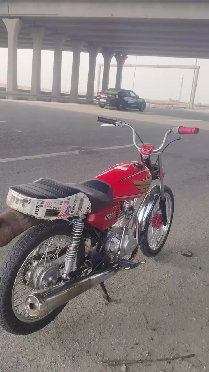 السلام عليكم دراجه 22 شاصيها اوراق وصولي ماكينه 24 الرقم،***********. والاستفسار السعر والاستفسار 550  ..قفل... مابيه ابد دراجه تستحق اكثر
