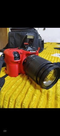 نيكون D7500 • نضيفه • ملحقات كاملة