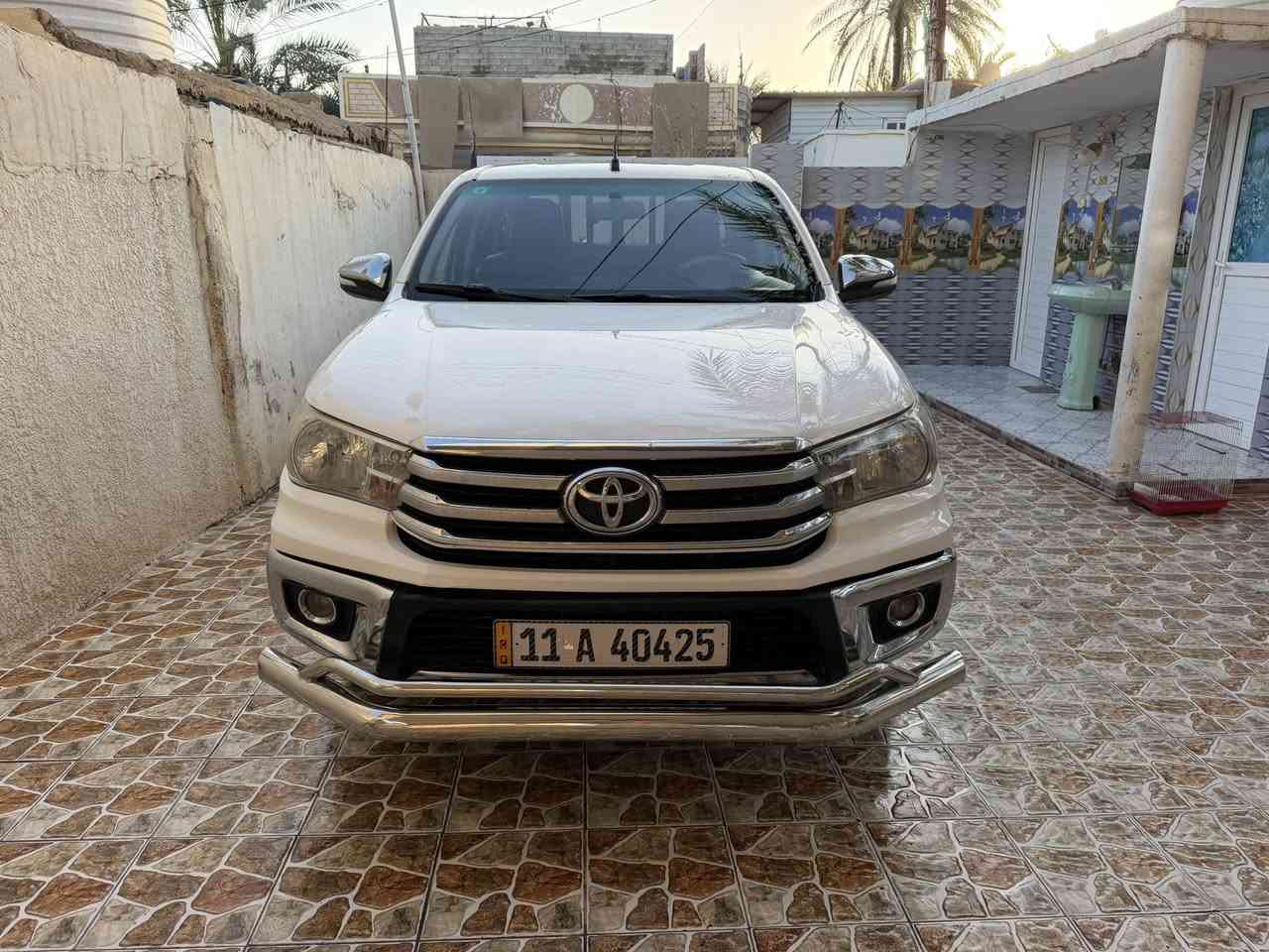 السلام عليكم لل بيع بيكم هايلوكس اوتوماتيك موديل 2016 (شركة ساز) مكفوله كفاله عامه وسونار بلصور رقم بغداد دولي بسمي محرك 2700 شرط كفاله سيارا جديده بمعنى الكلمة صدر امامي خلفي جديد تبريد تدفئة شغالات تبريد ثلج دوشمه ارضيه وكشنات جديده كاعيات جدد  سع ر 235 بيها مجال العنوان ديالئ رقم الهاتف ***********
