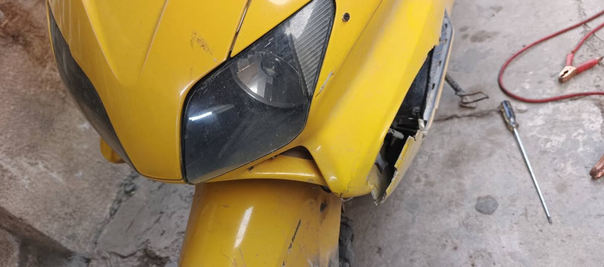 دراجة فصختهة يحتاجلها كابريتر
ابيع حديدة تجي تاخذه هيه وغراضها انته شدهن 
طيني سعرك ***********وتساب
مكان بغداد دورة
