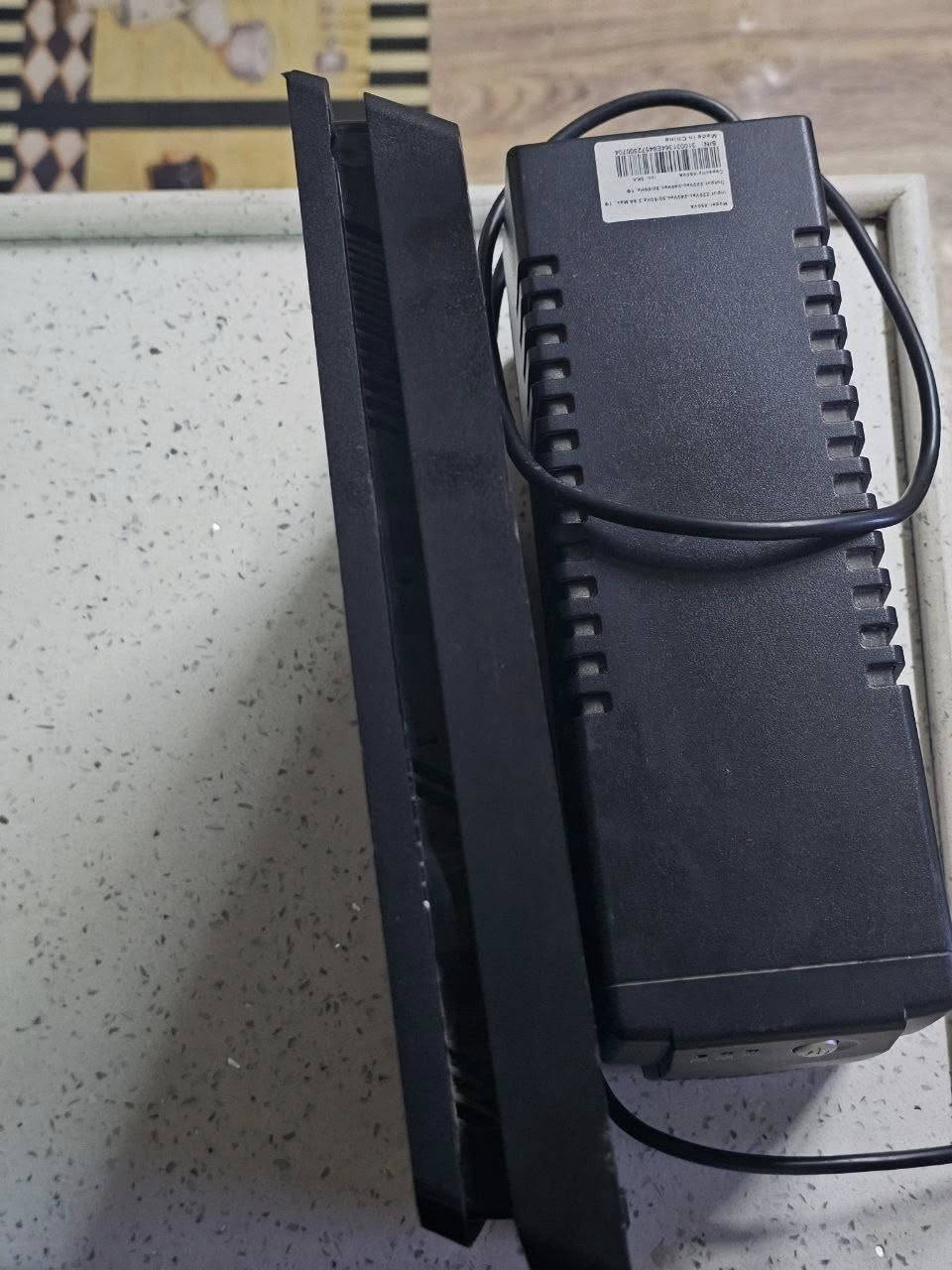 سلام عليكم ورحمة الله وبركاته ابلي فور سلم للبيع 
معه يو بي اس 
معه يدتين
و قرصين 
البلي ما مفتوح ابد
السعر 230 و بي مجال


**إذا كنت صاحب هذا الإعلان وتريد حذفه لأي سبب، رجاءا أرسل رسالة إلى الدعم الفني**