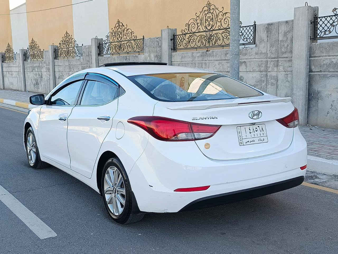 سلام عليكم سياره نوع النترء موديل 2016خليجي فول مواصفات واحد عله واحد فتحه شاشه  كامره حساسات امامي خلفي تحكم ستيرن جهتين شاير مري تحكم مري مري شفط كشنات مخمل منضومه كشاف زنون سستم سماعات دمام صوت مكينه حجم 1800دوش خمسه ويل كب كفاله كير مكينه حداديه تخم تاير تبريد تدفاه كفاله من ضربه او تبدي او صبغ سياره جديده وجاهزه بل عافيه عل ياخذه العنوان كربلاء السعر 127بيه مجال رقم الهاتف ***********
