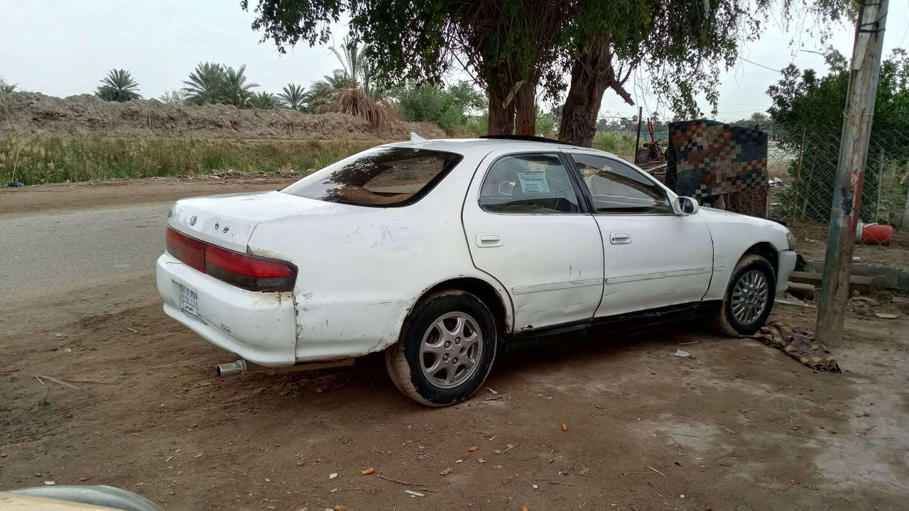 السلام عليكم  سياره كرسته موديل 94 بيه فخذه راعيه ماندله سعر25 وبيه مجال قليل رقم بصره وهاذه رقمي ***********
