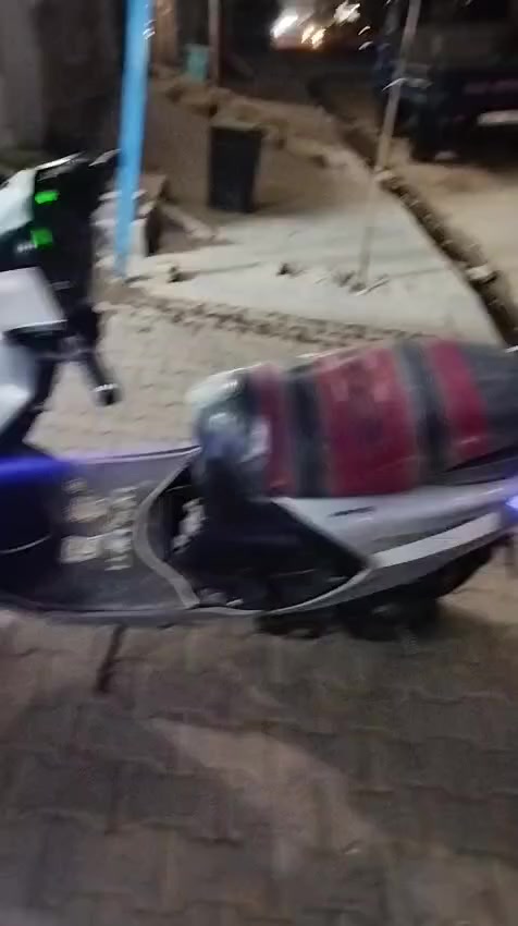 للبيع فراشه نضيفه محرك مامفتوح بشرط
صالنصه رياضيه موجوده الصالنصه مالتها البلاديه  كهربائيات كامله 
السعر 400بيها مجال بسيط نجف حي الميلاد ***********
