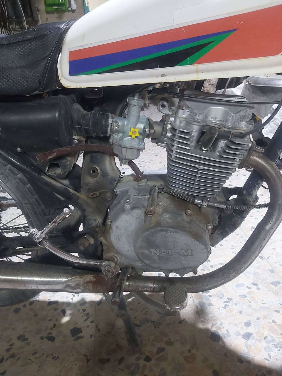 "من رخصه الأدمن ساده الكبار المحترمين'
"" ركزز وياي شراح اكتبلك"" الله يساعدك دراجه ايراني «ادوات» شغاله هندر وطلع، بس مشكلتها صغيره وماتسببلك ضرر "كلجات فقط لازم تبدلهن" مشتريها 300 صارف عليها 150 وصل سعرها 450، سعرها النهائي 280 فقط عندك فلوسها اهلا وسهلا ماعندك ربع ماينزل من سعرها يعني دراجه تصرف عليها فقط تزويد وحياكم الله
***********
