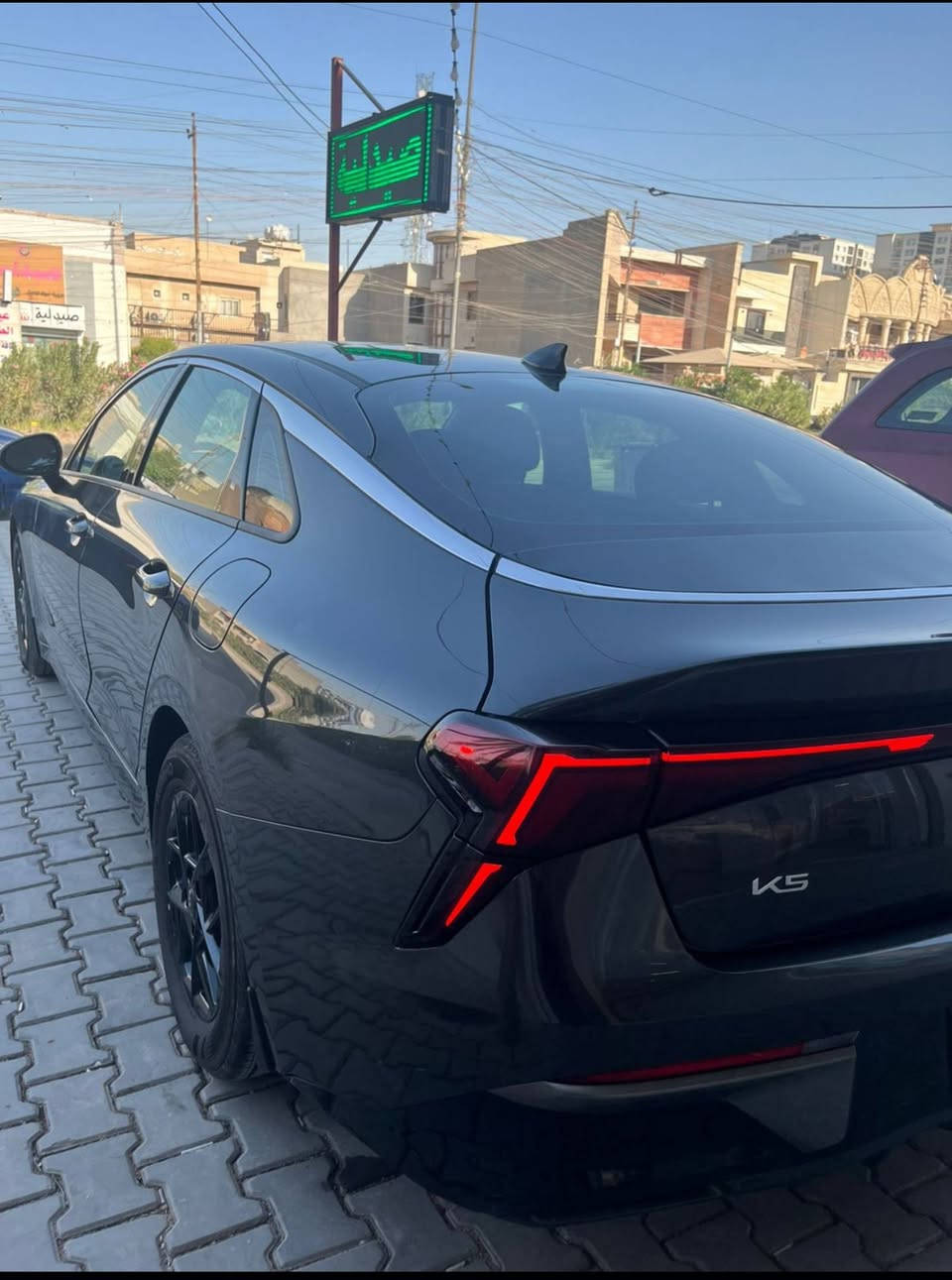 سلام عليكم للبيع K5 2025
رقم بغداد بسمي
سعر 197 بي مجال بسيط لشراي فقط
الموصفات 
مكينه 2500
ماشيه 6 الف ريرز
شاشة الكتروني متصلة متغيرة تشغيل عن بعد دخول ذكي انارة داخلية متغيرة تبريد قطعتين لمس منفصل كشنات جلد احمر نظام صوت كامل برادات جانبيه كامله بالى جات نظام HUD رادار جانبي رادار أمام رادار خلفي حساس امام خلف تحديد المسار قيادة الية تحديد سرعة الى تحذيرات الاصطدام 360 درجة موذات قيادة أوتو هولداتو ستار أوتو استون الميقات LED قول لايت اوتو هواية عاكسة للضوء تدفقات ستجرى تحكمان ستيرن كامل هانديريك دعمه فتح الصندوق اوتو عند الاقتراب اوتو هولد او بيه بعد اهواي موصفات 
امانه الله سياره جديده او تسوه
حادث خفيف جاملغ اوبنيد بس 
للاتصال واتساب
***********
