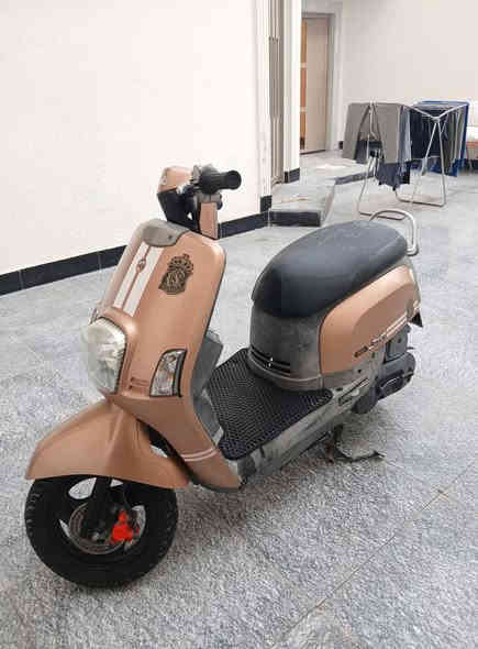 سلام عليكم بوليس مال باله ختم واحد وي المكينة برغي ما مفتوح بيه مو مال شارع كلشي شغال بيه مكفوله كفاله عامه سعر واحد و100 ^^مكان بصره خور الزبير ***********
