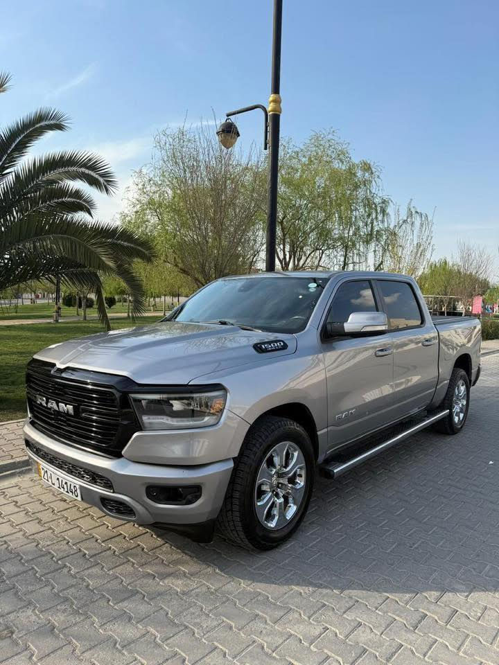 سلام عليكم
للبيع : دوج رام  lone star 2022

رقم سليمانية 

محرك هيمي 8 سلندر 5700 

شاشة تيسلا صندوق كهربائي السيارة فول مواصفات عدة البانوراما و المقاعد مخمل 

سنوية شرط التحويل 

الحادث تبديل 3 قطع  بنيد و جاملغ الامامي الايمن و الايسر / بيها بارد خلف الباب الخلفي لجهة الراكب و البدي ( صور الحادث و السونار بالمنشور ) 

ايرباك : استيرن و دشبول و راجع سستم بلادي 

السعر : 270$ دفترين و سبعين ورقة و بيها مجال …

عنوان : بغداد زيونة 

للتواصل : ***********
