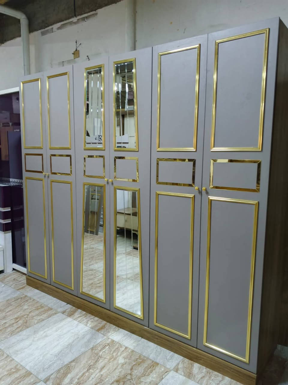 السلام عليكم  زبائنه الكرام👑معرض المصطفى لبيع غرف النوم 🔥التركي ومستعدين لشراء كافه الغرف النوم💯  المستعمله غرف نوم اخو الجديد 9 قطع 🗯️💁‍♂️
مستعدون بتجهيز اثاث بيت كامل✨ وشراء  اثاث بيت كامل
 العنوان كركوك💥 القادسيه الثانيه شارع ابو وليد للاستفسار اتصال ع رقم /***********
