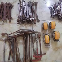 ادوات يدويه