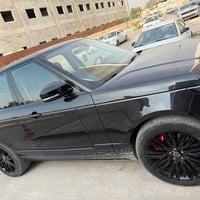 … أخوان  رانج روفر فوك للبيع  موديل 2020  رقم بغداد الدولي الجديد  عدا...