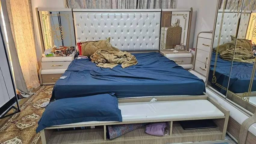 غرفة تركي نظيفة وثقيلة 
11 قطعة 
السعر مليون ونص وبيها مجال 
حله البكرلي


**إذا كنت صاحب هذا الإعلان وتريد حذفه لأي سبب، رجاءا أرسل رسالة إلى الدعم الفني**