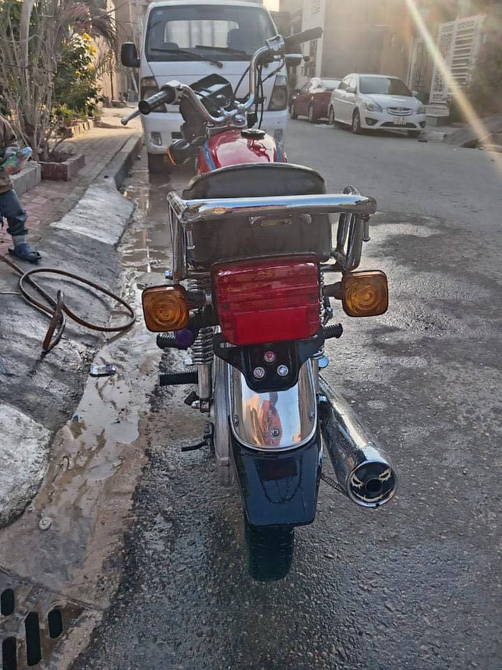 سلام عليكم حبايب ارشه موديل 2024 طالعه بل 2025 دراجه أوراق سكنر بيه نواقص بس الكهربائيات يترتبن بس تجي وشوف بعينك /مكاني كربله حي الوفاء /***********
السعر 500 وبيه مجال قليل
