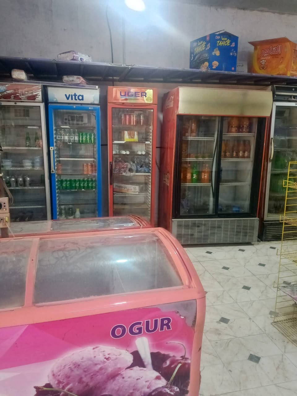 اسواق للبيع محل ايجار عل مشروع خلف مطعم جواد ***********
