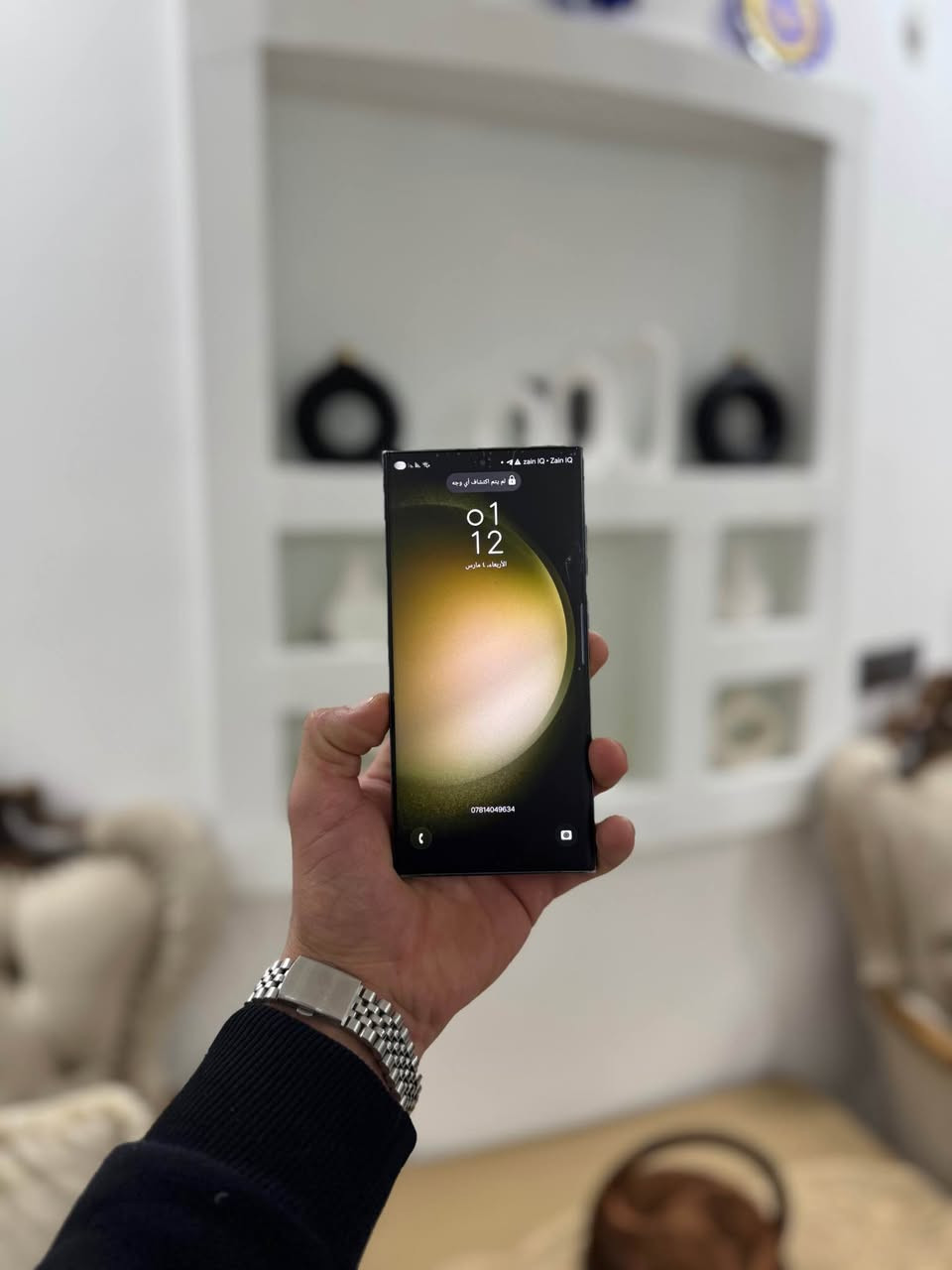 السلام عليكم 

للبيع Samsung S23 Ultra 
الذاكرة 256
الذاكرة العشوائية 12 
جهاز شاشة مكسورة فقط وما مأثرة على الجهاز نهائياً
ملحقاتة كارتون فقط 

للأستفسار / *********** النجف, العراق
