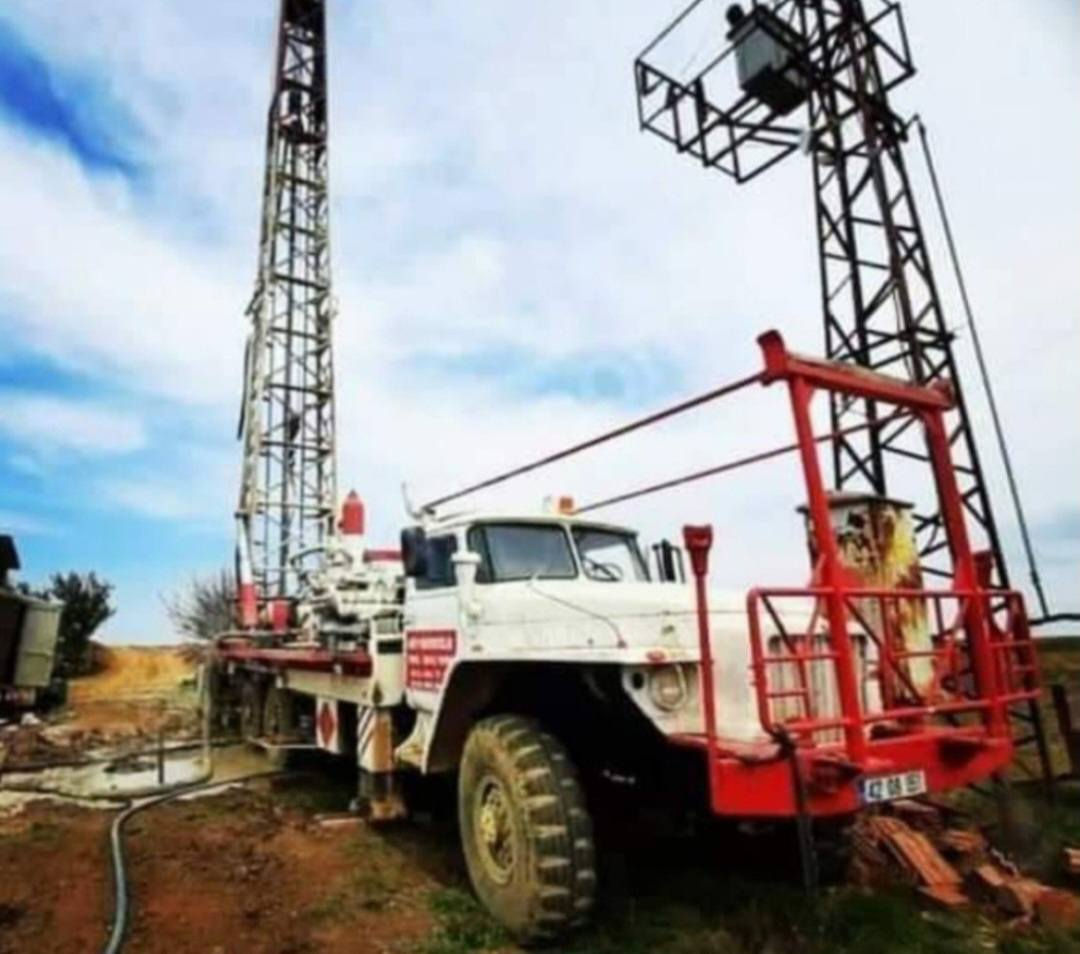 ***********)(*********** )(شركه النبع لحفر الابار وحفر الركائز والحفر المخفي وفحص التربه وتنشيف المياه الجوفيهه باداره ابو ياسر العيثاوي
