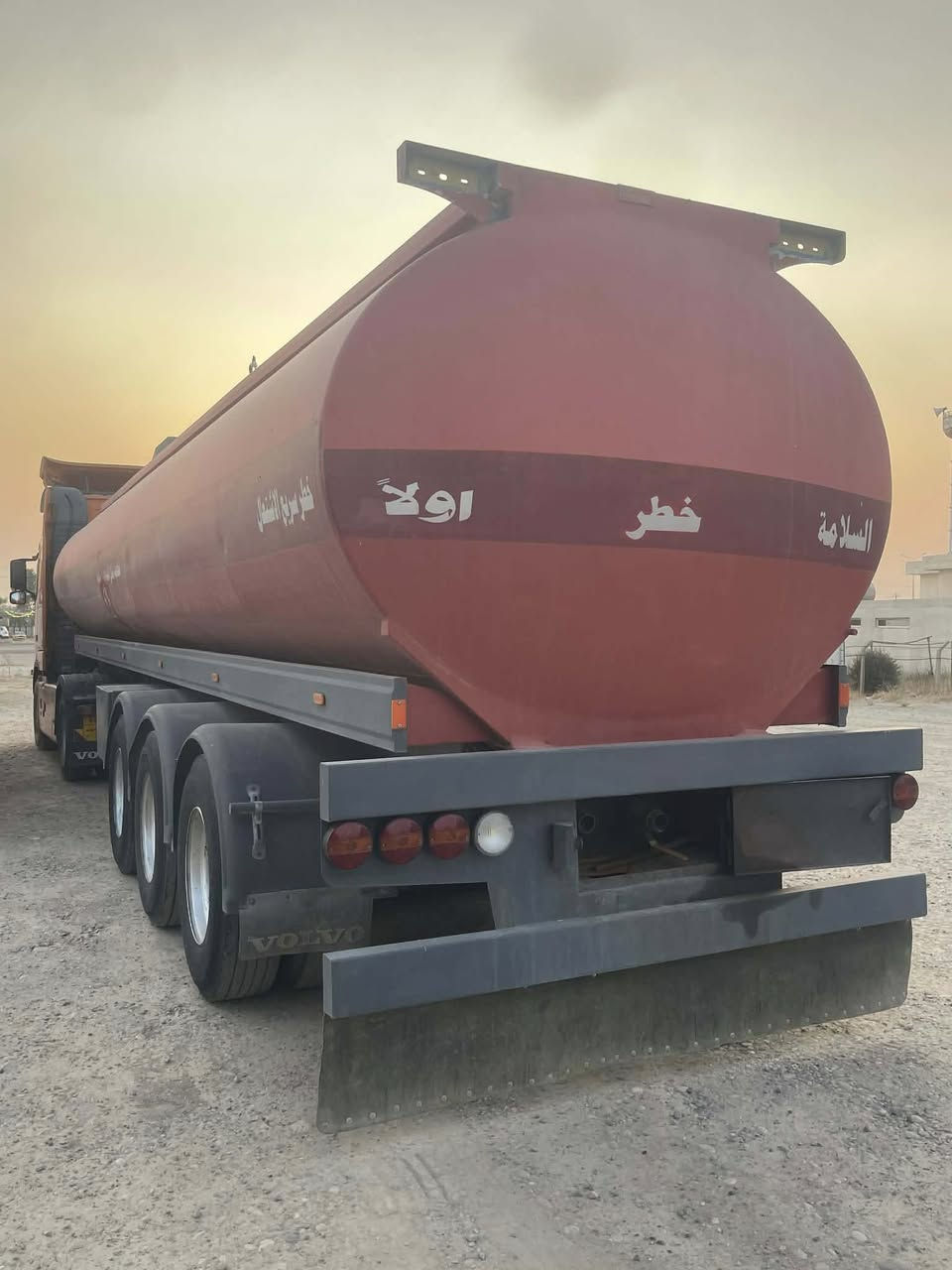 فالفو FH/420 كير اوتماتيك قمارة 3 خطوط صهريج كامل تانكي توركي 3 دناكير دبل تاير بيها طوناج سنوية جديد تخم تاير راس وعربانة جديد قمارة بدون صبغ وبلادية سيارة مكفولة كفالة عامة 

موديل / 2010

السعر / 420$

اوقات الاتصال من ساعة 9:00 صباحاً حتى ساعة 8:00 مساءاً

***********

***********

***********

عنوان / كركوك معارض شارع المطار مقابل جسر واحد حزيران

معرض الرافدين المركزي للسيارات الثقيلة
