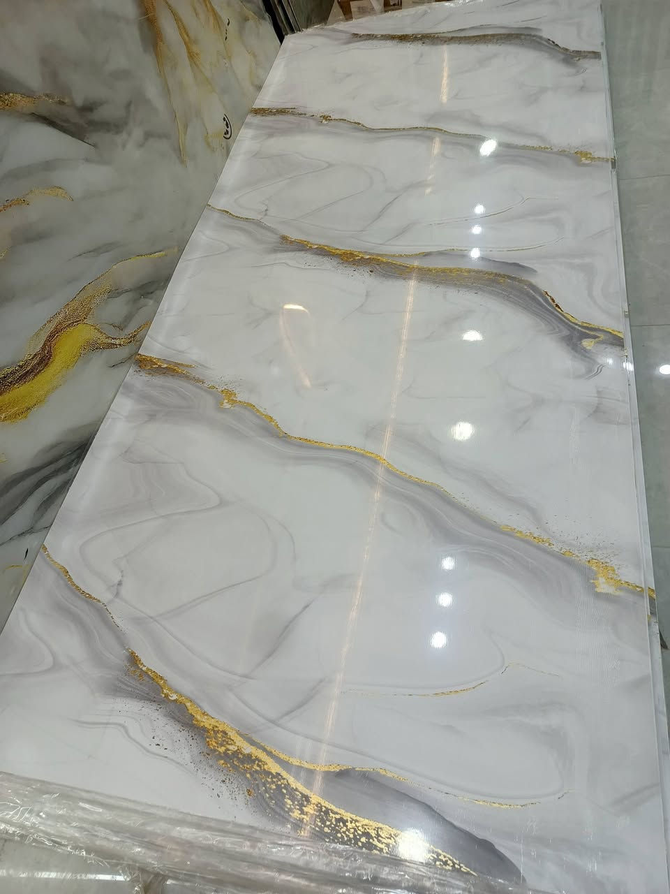 على بركة الله تم وصول بديل الرخام لوحات متكاملة بألوان مختلفة🤩 ديكورات اسطنبول العنوان الرفاعي شارع الإطفاء مقابل🏛️  مدرسه الأوائل رقم الهاتف🤩 ***********************📞
