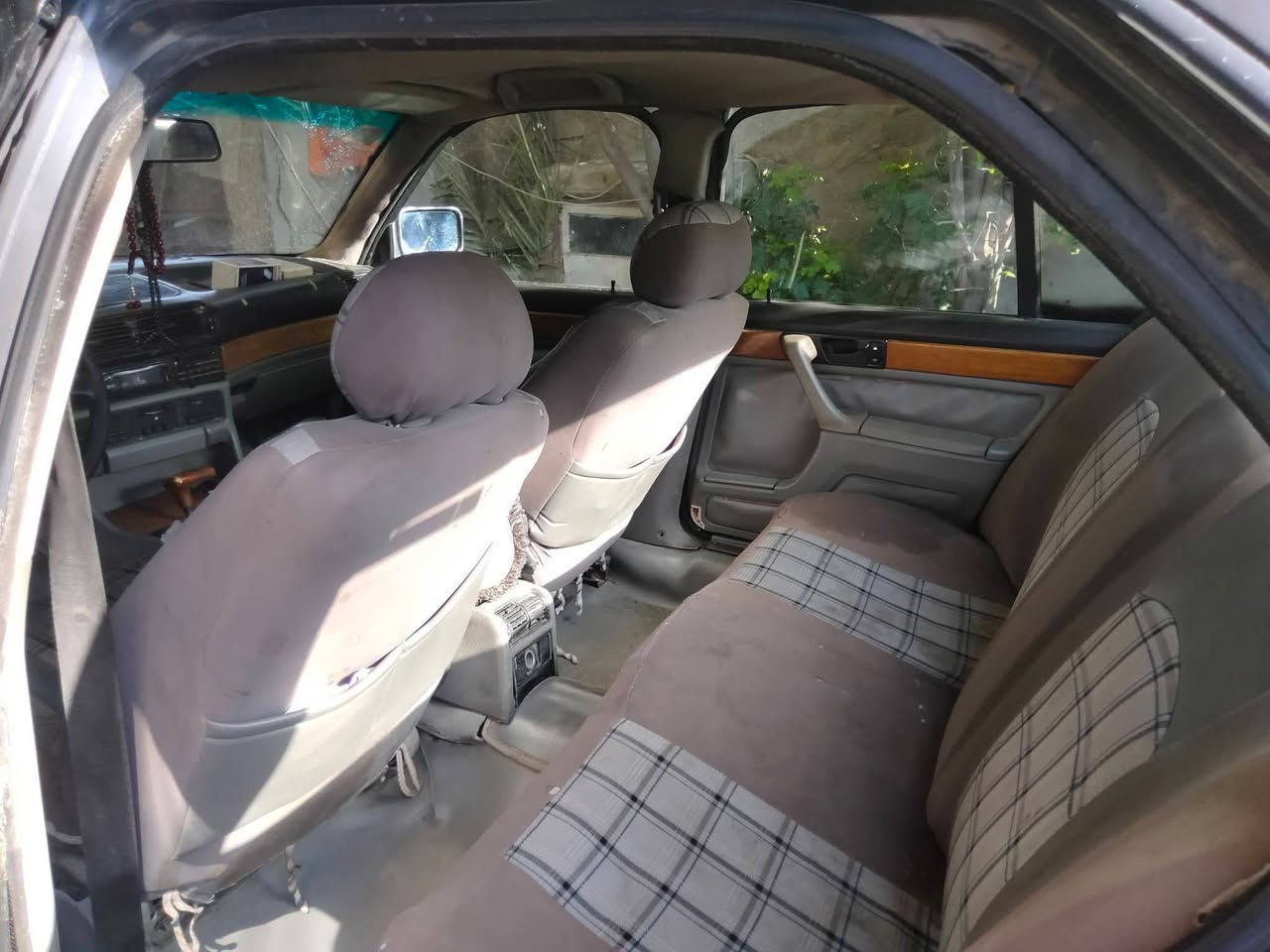 للبيع 🚗
سيارة BMW 735i
موديل: 1991
كير: أوتوماتيك
المحرك: 3000 سي سي – مكفول
❄️ التبريد: شغال ثلج
الحالة: نظيفة وجاهزة للاستخدام
الرقم: بغداد / ألماني
💰 السعر: 45 ورقة (قابل للتفاوض البسيط)
📞 للاتصال واتساب :
***********
