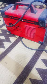 غراض منزليه للبيع مكينه مال لحيم وطباخ وثلاجه وقنينه وبلازمه حجم 32 وك...