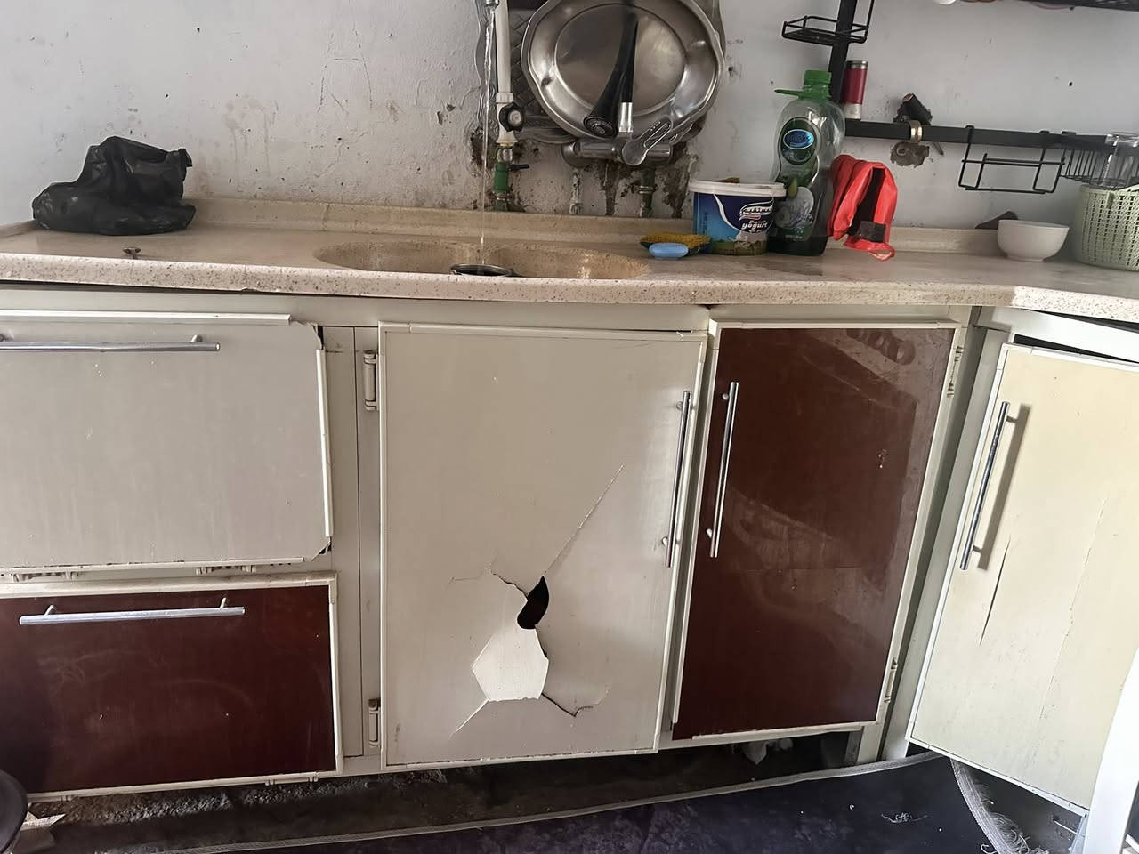 بيع غراض مستعجل اسرع منها ماكو كاونتر ب75 وبي مجال للشراي ومجمدة طوالية ب150 عنوان نجف حي ميسان


**إذا كنت صاحب هذا الإعلان وتريد حذفه لأي سبب، رجاءا أرسل رسالة إلى الدعم الفني**