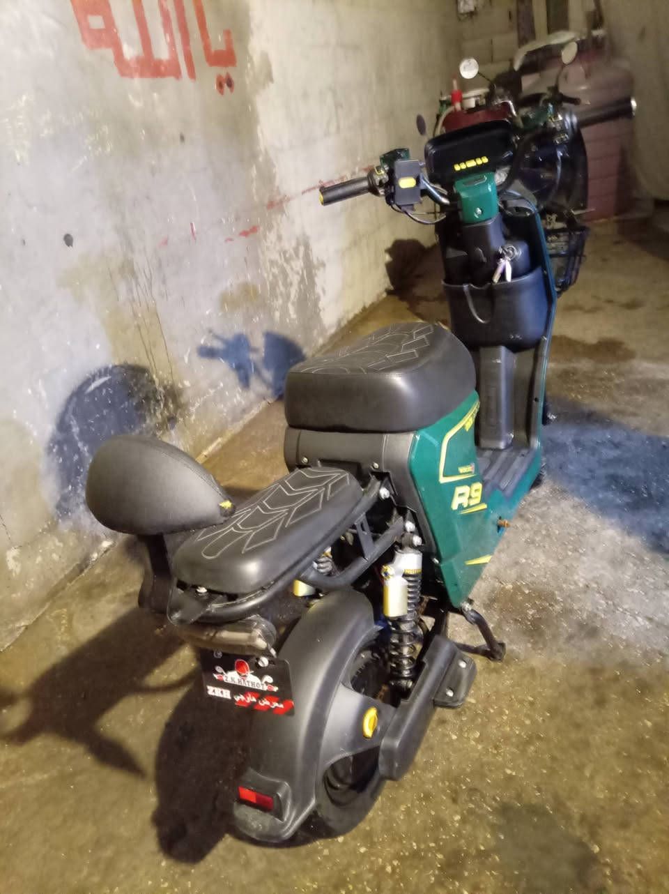 سلام عليكم بايسكل شحن R9 دبل بطارية صارلة شهرين طالع من المعرض اي نقص مابي عنواني كربلاء السعر ب500 وبي مجال حك الجية *********** واتساب
