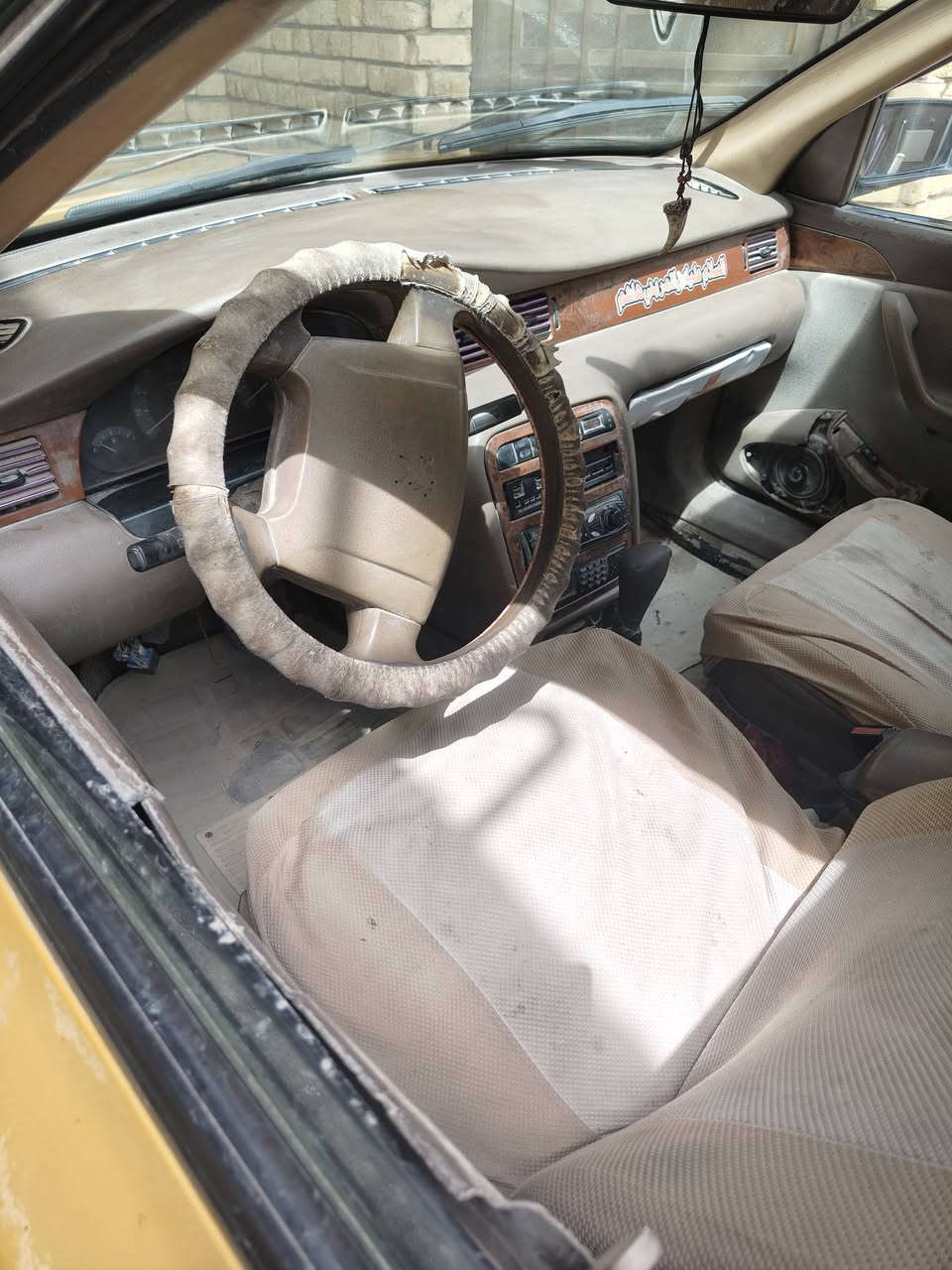 السلام عليكم سمند موديل 11 بيه نواقص مو تجي تكلي شبيه مابيها ماعرف شبيه انطيك حداديه صفر اكو بيه باب مقفول من الريمون يفتحونه ب5 آلاف وجام 3 لا يصعدن ولا ينزلن انت تاخذه ترتبه بيه كير ومكينه بيكاتجو نضيفه السياره متروكه بس تشتغل كهرباياته بيه نواقص الفريم ممه مكسوره تجيب وحده وشده ترجع سياره جديده السياره مابيه شي غير الكلته راعيه ماندله مكاني بسديناويه شراي خابرني وتدلل ابيعك كوم حديد مكاتبه بس عن الطلب وسرقه فقط
السعر 17ورقه وهذا رقمي ***********
