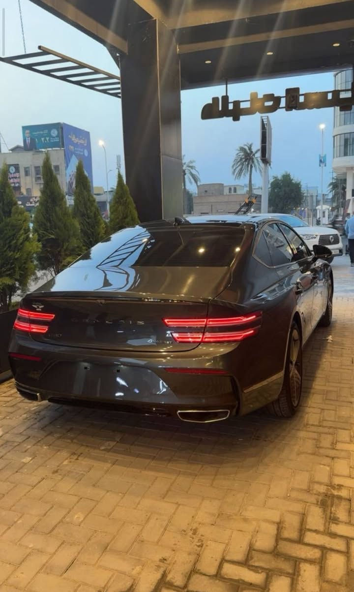 نسسg80 سياره فول برستيج اعلى فئة بل جنسس 2023 كامرات رادارات بيها مشطين تاير الوره يتحرك مع كدام بيبيان 4 شفط بيها هواي مواصفات  فول الفول محرك 6 تيربو ماشيه 20 الف  بيع مستعجل *********** البصرة مراسله وتساب
