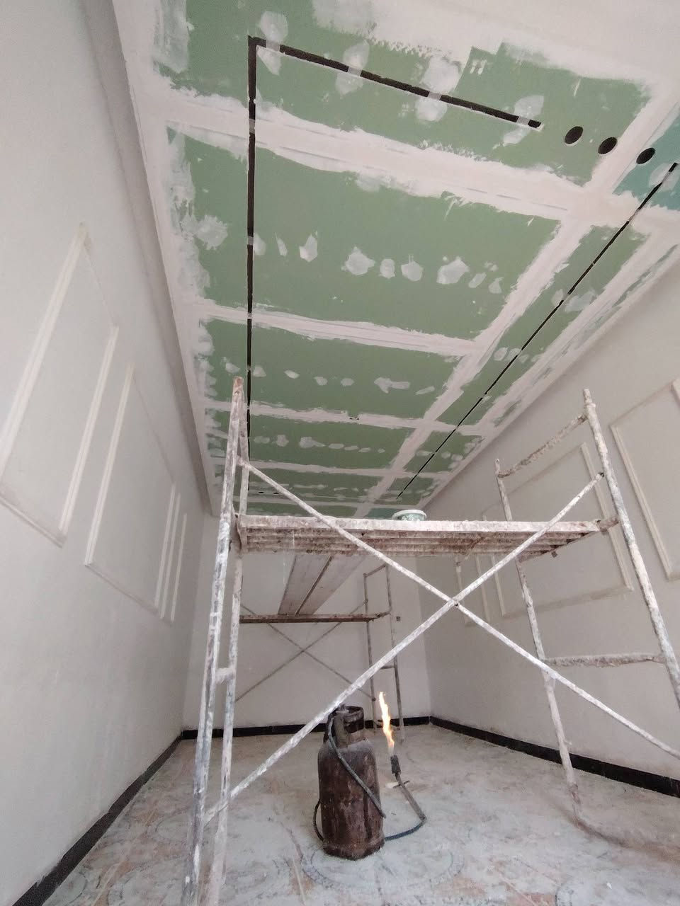 السلام عليكم ورحمة الله وبركاتة
نعمل جميع الاصباغ والديكورات الحديثة 
( داخل ذي قار )
والاقضيه والنواحي 
صبغ 
ديكورات جبس بورد مغربيه
بوردكس
واجهات 
سقوف ثانويه 
ترميم جميع المنازل  وغيرها
للاتصال واتساب ‪ ***********
