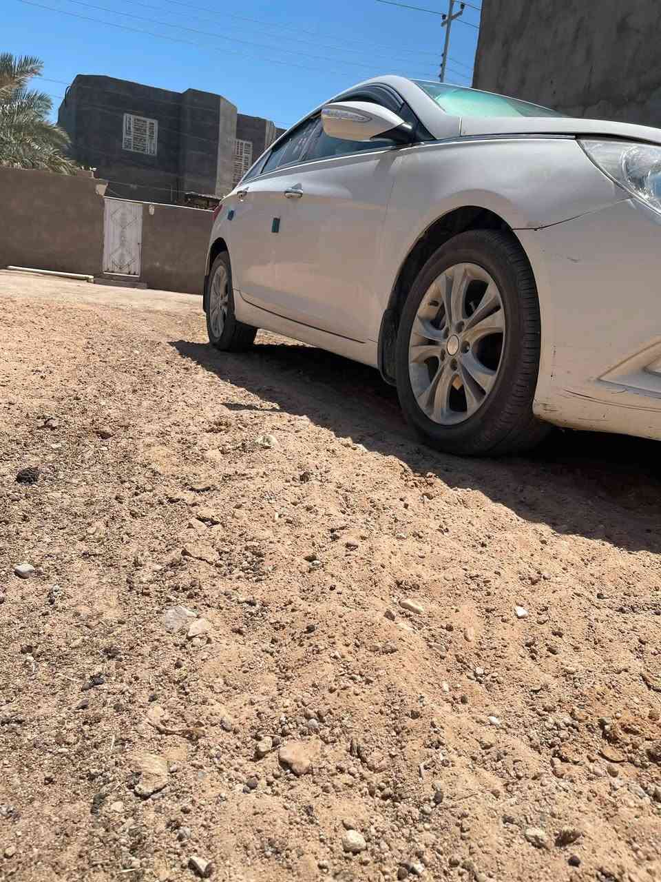 سوناتا رقم دولي بأسمي صبغ بنيد سياره جديده وجاهزه كير مكينه تخم تاير دواخل تبريدمنظومه كامله مري شفط حداده سياره جاهزه للاخير للاستفسار على الواتساب 
***********
السعر 118
