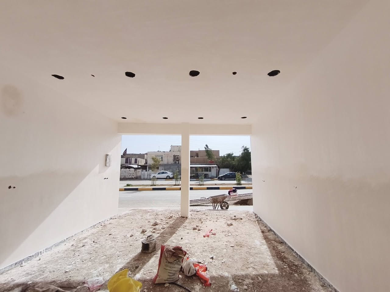 سلام عليكم ورحمه وبركاته نشتغل متر وقطعي شغل درجة أولى تحياتي لكم اخوكم الباخ جبار أبو داود *********** ***********موجود واتساب 😍
