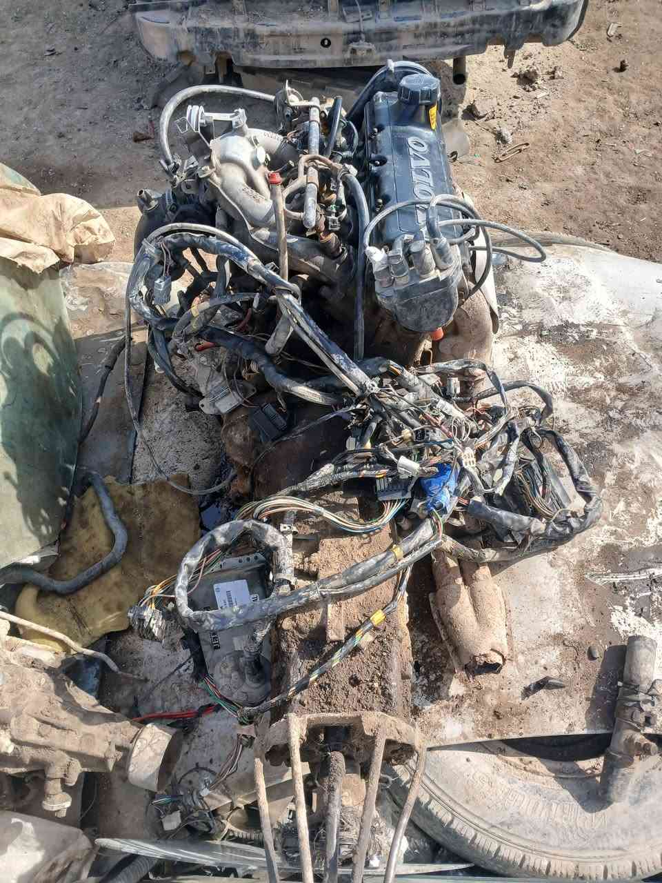 للبيع محرك و كير فالفو مكفولات سعر ٥٠٠ الف مكان بابل مشروع المسيب طريق ابو جاسم ‎0783 857 8726
