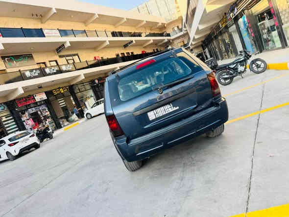 سلام عليكم 
بيع او مراوس حسب القناعه 
جيب شيروكي 
الموديل:2009
رقم  بغداد دولي باسمي تحويل مباشر 
ضرر جاملغ ايمن  
صبغ جاملغين وبنيد 
كير محرك جيد جيدا حجم 3700 V6
شاشه تحكمات كروس سرعه كشنات كهرباء 
مكاني بغداد العامريه 
السعر  85 ومجال بسيط 
*********** بغداد
